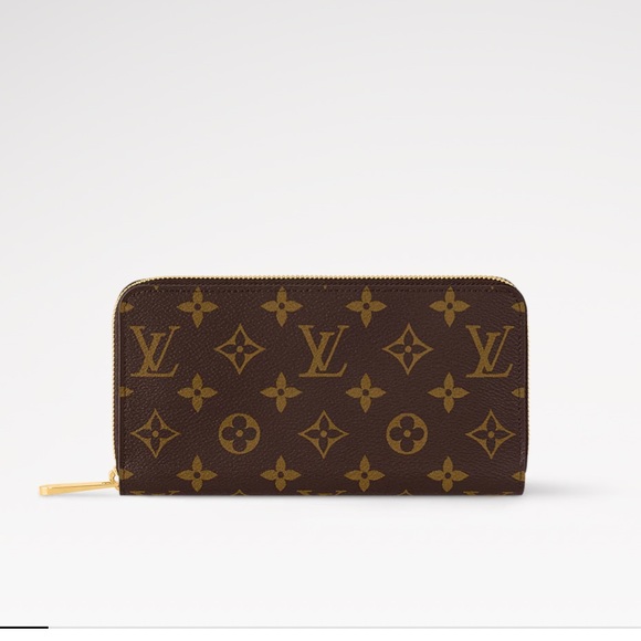Louis Vuitton Brown Monogram Wallet  

The Zippy Wallet - Picture 8 of 11